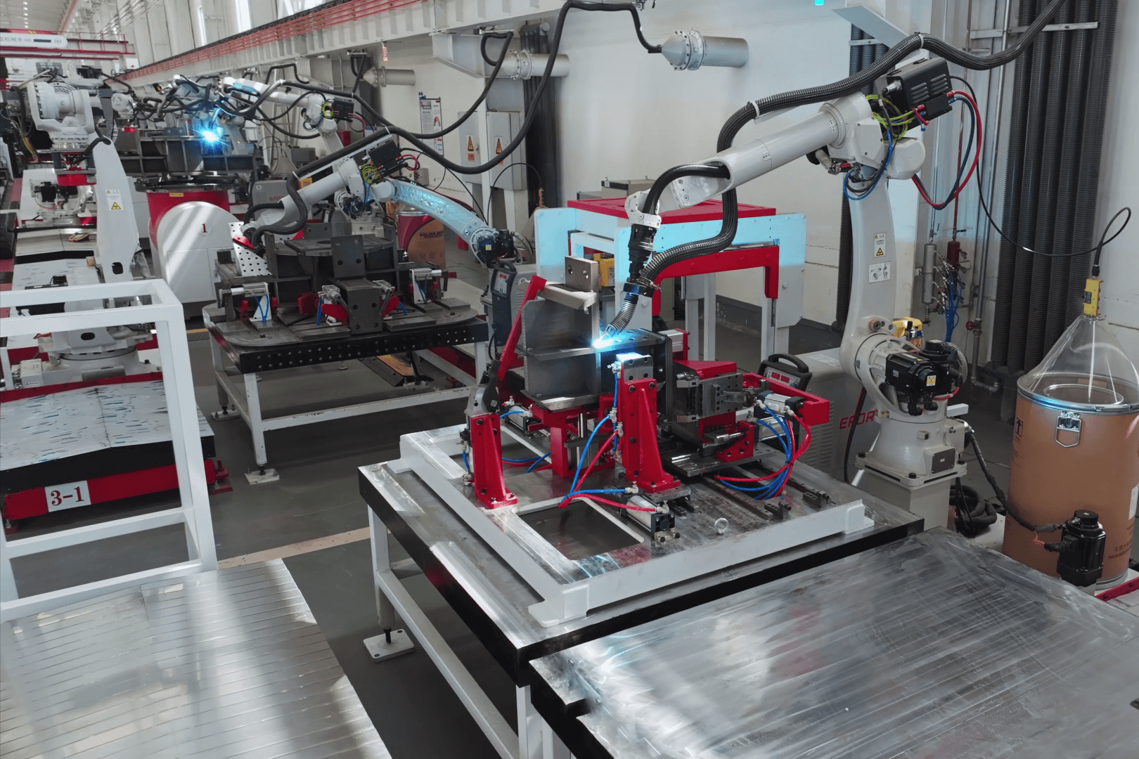 部件组装焊接工作站